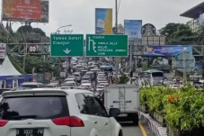 26.920 Kendaraan Melintasi...