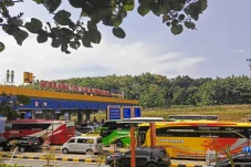 Puncak Arus Balik Lebaran,...