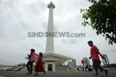 Wisatawan Tak Bisa Kunjungi...