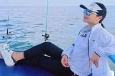 Introvert, Prilly Latuconsina...