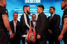 WBC Restui Artur Beterbiev...