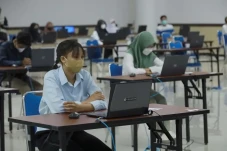 Awas Kena Diskualifikasi,...