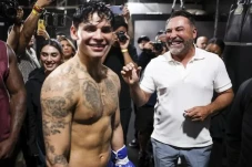Oscar De La Hoya: Ryan...