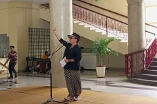 Peringati Hari Kartini,...