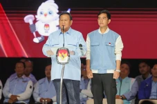Prabowo-Gibran Tidak...