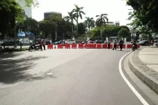 Ada Unjuk Rasa, Masyarakat...