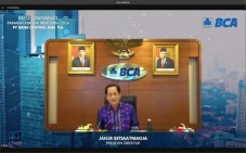BCA Cetak Laba Bersih...