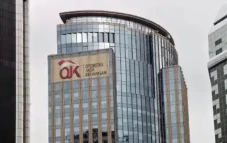 Bank Umum Rawan Bangkrut,...