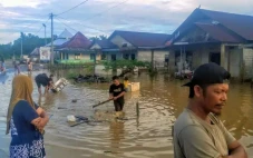 Banjir Rendam Puluhan...