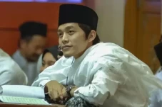 Biodata dan Profil Gus...