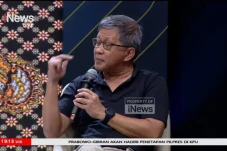 Rocky Gerung Duga Komposisi...