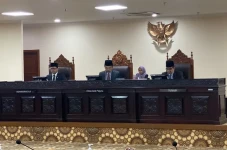 Soal Jabatan Ketua APHTN-HAN,...