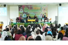 Menjadi Warga Digital...