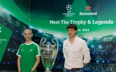 Trofi Liga Champions...