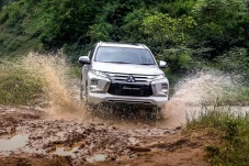 Daftar Biaya Pajak Mitsubishi...