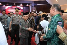 Hadiri Rakernas BKKBN,...