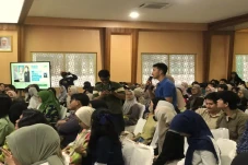 Pecah! Klaklik Connection...