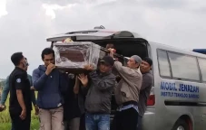 Kasus Mayat Wanita Dalam...