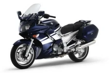 Bersaing dengan Kawasaki...