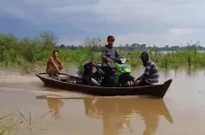 Sungai Batanghari Meluap,...