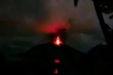 Kronologi Erupsi Gunung...