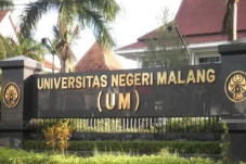 10 Universitas dengan...