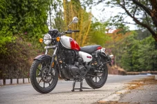 QJMotor Hadirkan SRC500...