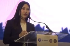 Angela Tanoesoedibjo...