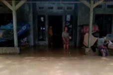 Belasan Korban Banjir...
