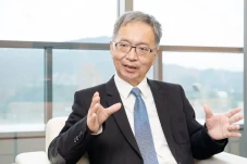 Pentingnya Taiwan Menghadapi...