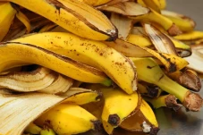 13 Manfaat Kulit Pisang...