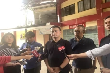 Keluarga Duga Pelaku...