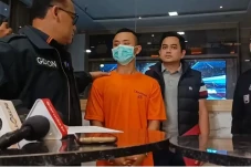 Panik, Tersangka Penganiaya...