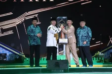 Kabupaten Bekasi Dinobatkan...