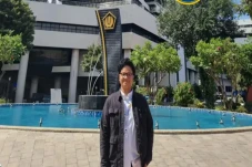 Mahasiswa Unair Diterima...