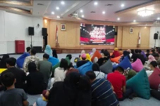 Fans Garis Keras Minta...