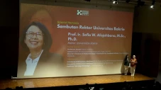 Perguruan Tinggi Berperan...
