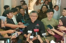 Hasto PDIP Sebut Deklarasi...