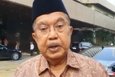 JK Sentil Wacana Kabinet...