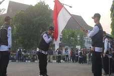 Hari Ini, 437 Petugas...