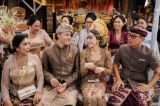 7 Artis Cantik Indonesia...