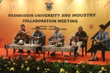 Menuju WCU, Unhas Dorong...