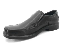 5 Model Sepatu Bata...