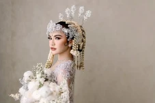 Cantiknya Mahalini Pakai...