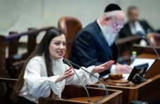 Israel Ancam Gunakan...