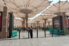 Jemaah Haji Lansia Jangan...