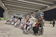 45.678 Jemaah Lansia...