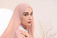 Shireen Sungkar Prihatin...