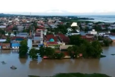 Banjir Wajo Meluas Rendam...