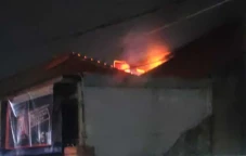 Tragis, 4 Warga Pasirkoja...